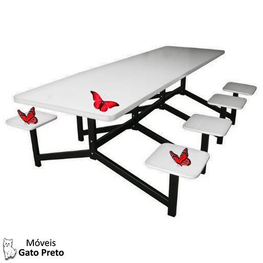 Mesa coletiva para oito pessoas